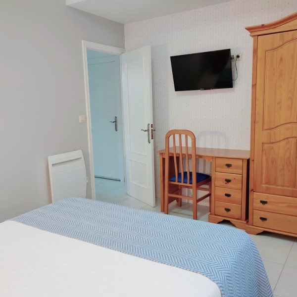 dormitorio_apartamento_jardin_hotel_Rodeiramar